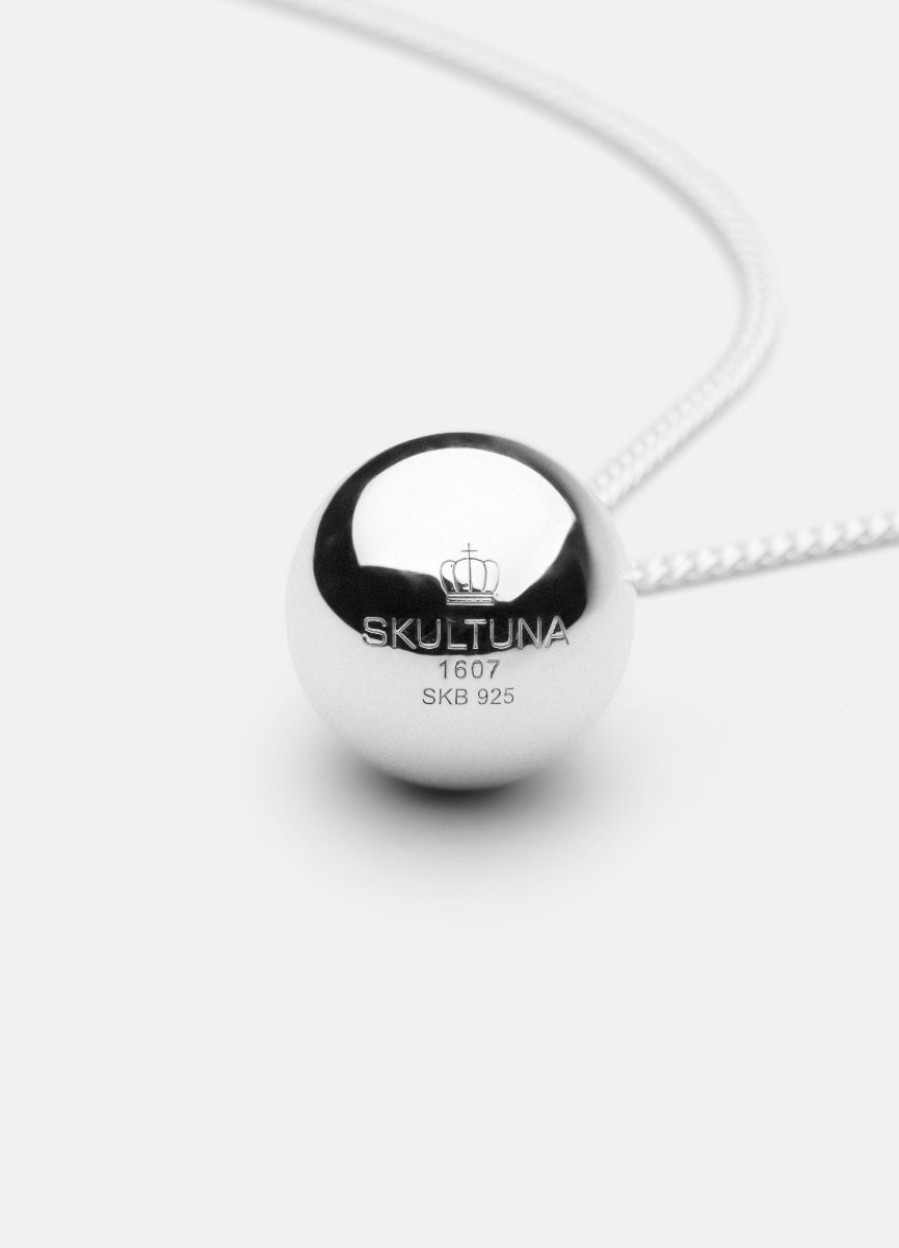 For Henne Skultuna 1607 | Ball Necklace – Sterling Silver